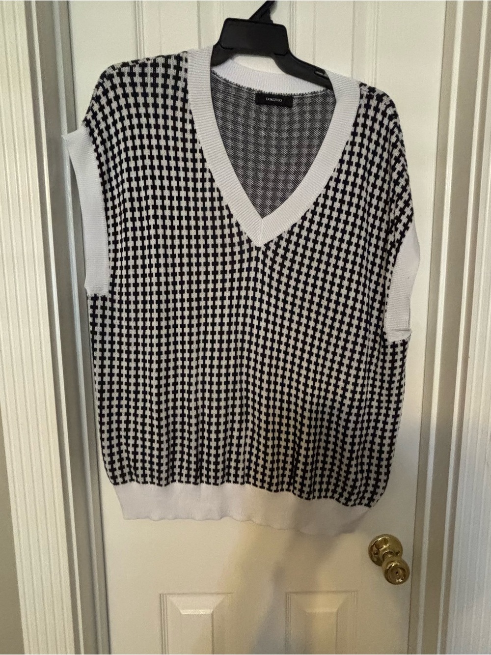 Black and White Houndstooth V-Neck Sweater Vest
